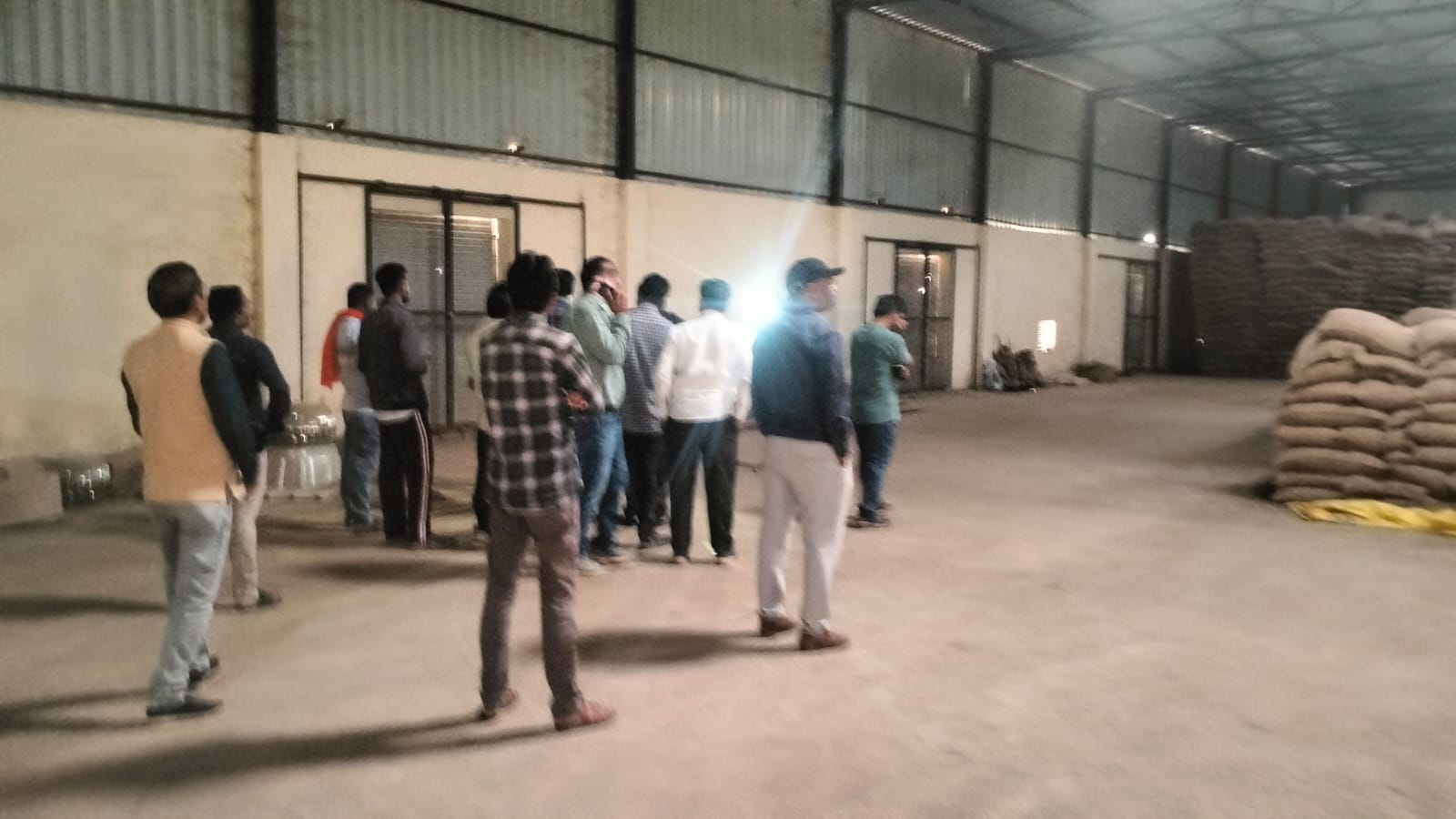 NARMADAPURAM 4 CRORE MUNG MISSING