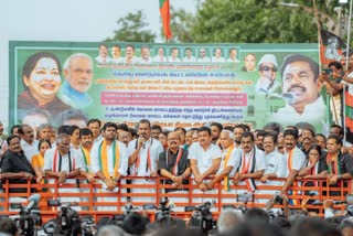 அதிமுக முன்னாள் அமைச்சர் எஸ்.பி.வேலுமணி