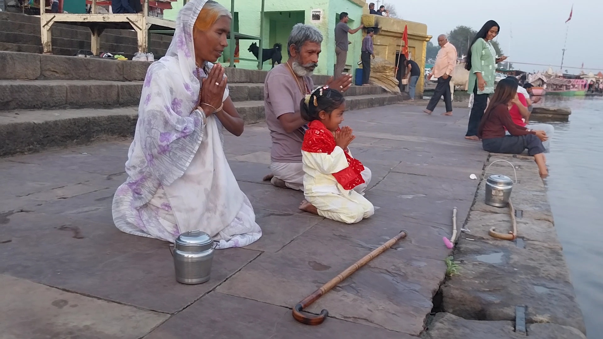 4-Year-Old Walks 3,000 KM Narmada Parikrama After Cancer Recovery In Madhya Pradesh