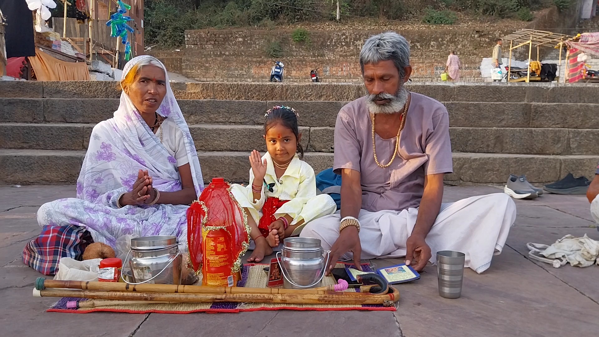 4-Year-Old Walks 3,000 KM Narmada Parikrama After Cancer Recovery In Madhya Pradesh