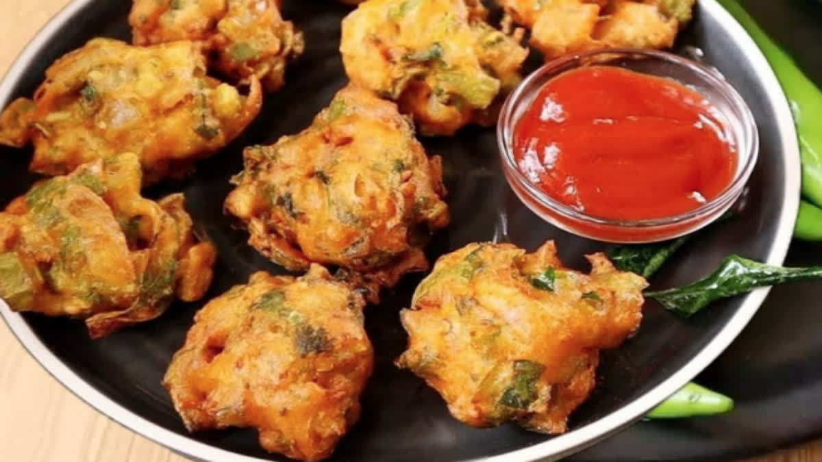 Easy Snack Mirchi Pakoda Recipe