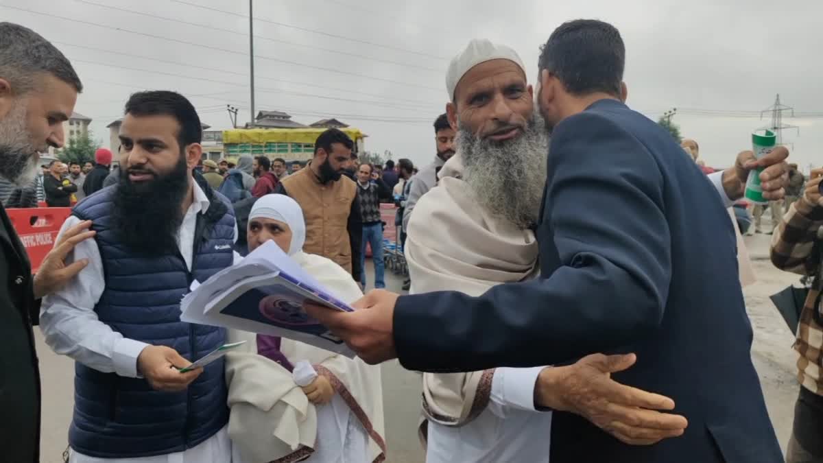 حج 2026: جموں و کشمیر سے عازمین کا پہلا قافلہ روانہ