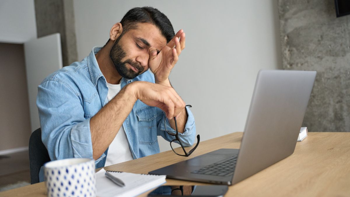 From Doomscrolling To Discipline: The Rise Of Intentional Unplugging Against Digital Fatigue