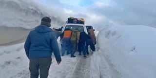 RESCUE 50 STRANDED VEHICLES  ಜಮ್ಮು ಕಾಶ್ಮೀರ  ಹಿಮಪಾತ  SNOWFALL BANDIPORA