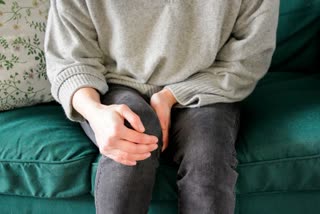 REDUCTION OF KNEE PAIN