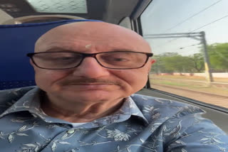Anupam Kher supported to PM Modi
