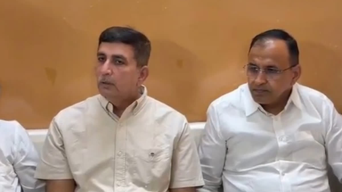 Baytu MLA Harish Chaudhary (left)