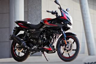 BAJAJ PULSAR 220F PRICE  BAJAJ PULSAR 220F ENGINE  BAJAJ PULSAR 220F FEATURES  BAJAJ PULSAR 220F SPECS