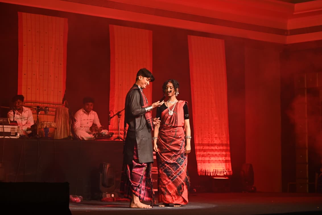 20 Tribal Students From Odisha Take Shakespeare's ‘Hamlet’, ‘Macbeth ...