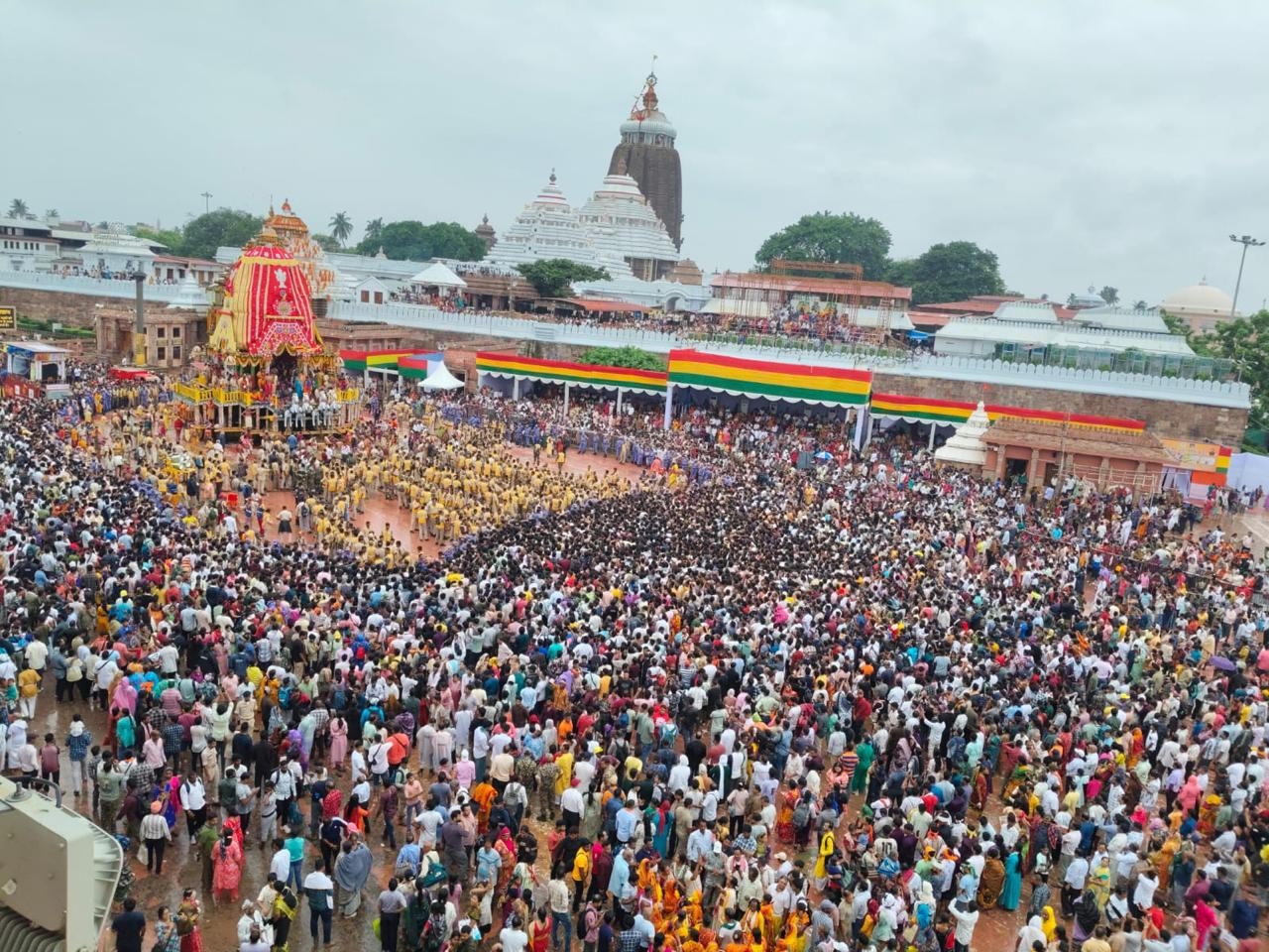 Before Jagannath, There Are No VIPs, There Are Only Devotees