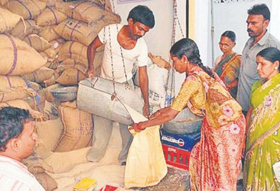 up eation card latest update whose homes receive ration