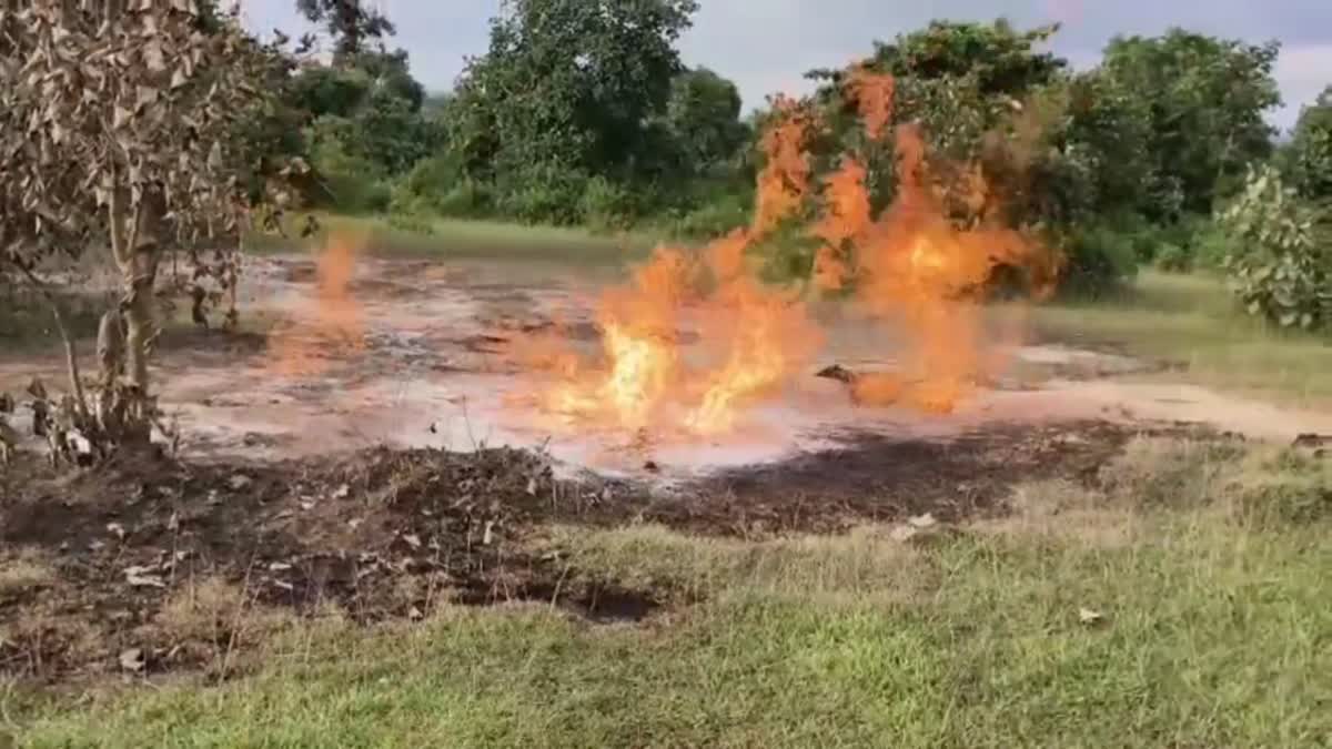 Fire emerging from ground in Gomia