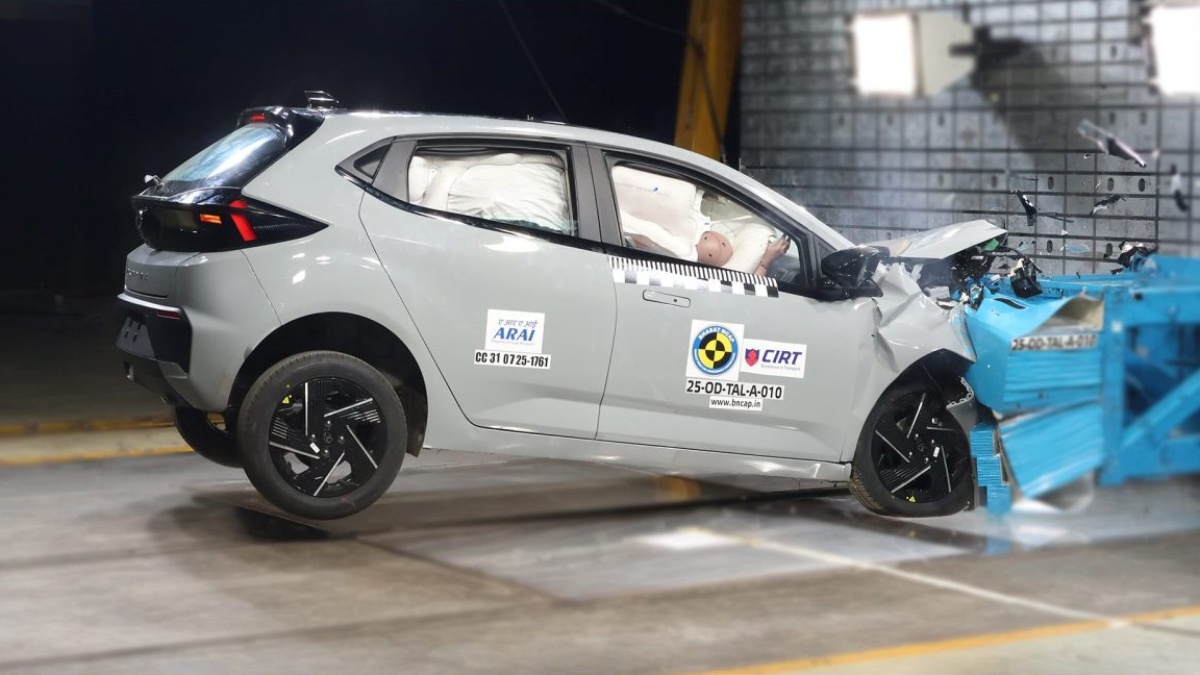 Tata Altroz facelift crash test