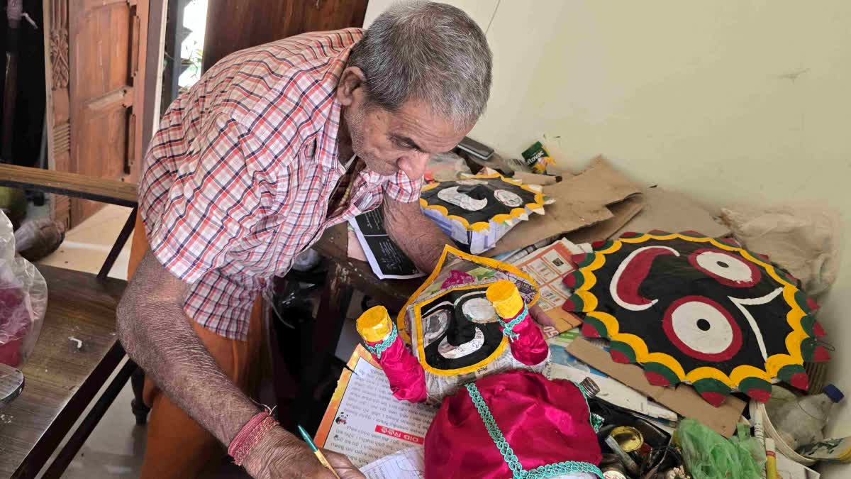 Odisha Dayal Chandra Dash creating portraits of Lord Jagannath over five decades without training