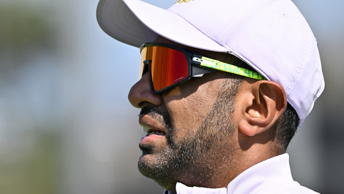 R Ashwin Faces Criticism From Sunil Gavaskar For MS Dhoni Style Retirement Sunil Gavaskar criticised R Ashwin for announcing his retirement from all formats of the game midway of the India vs Australia Test series.