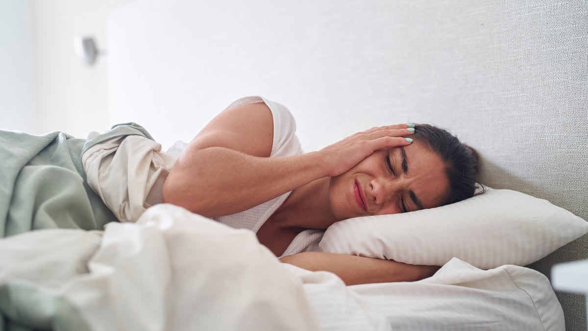 Woman unable to sleep