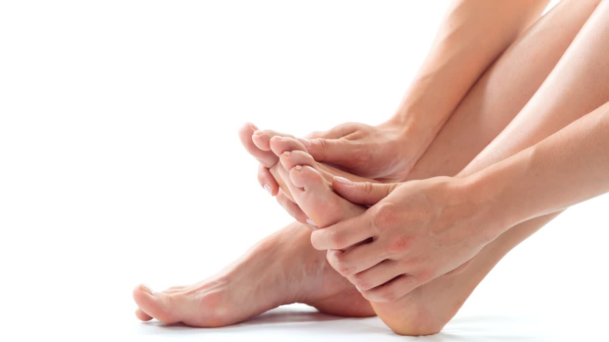 Tingling in Feet? Don't Ignore It! Diabetic Neuropathy Warning Signs