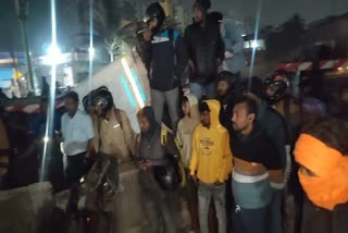 uncontrolled-trailer-collided-with-vehicle-killing-three-people-in-seraikela