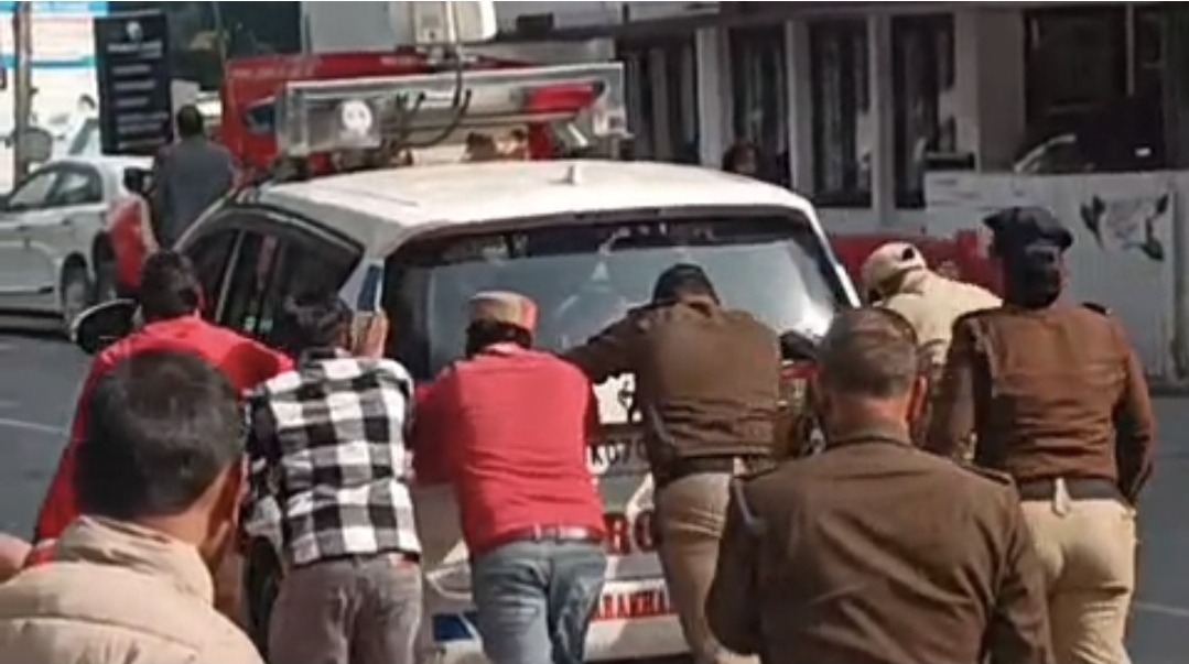 Security lapse in CM security