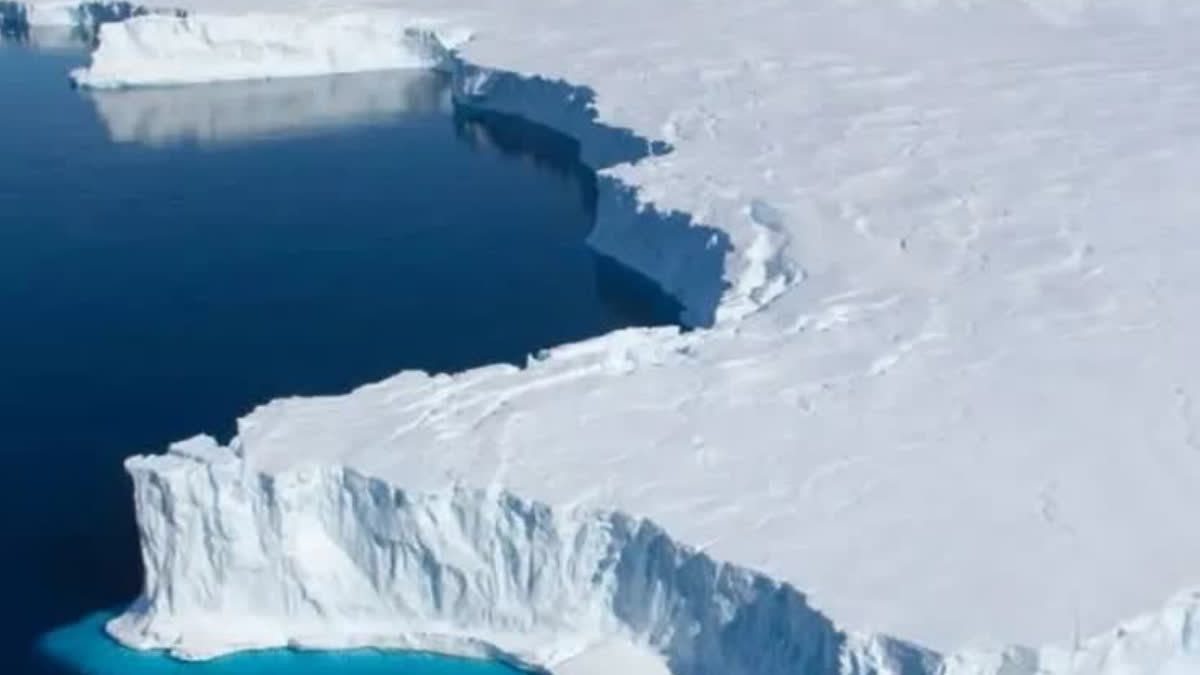 new-map-reveals-antarcticas-dramatic-terrain-hidden-under-miles-of-ice