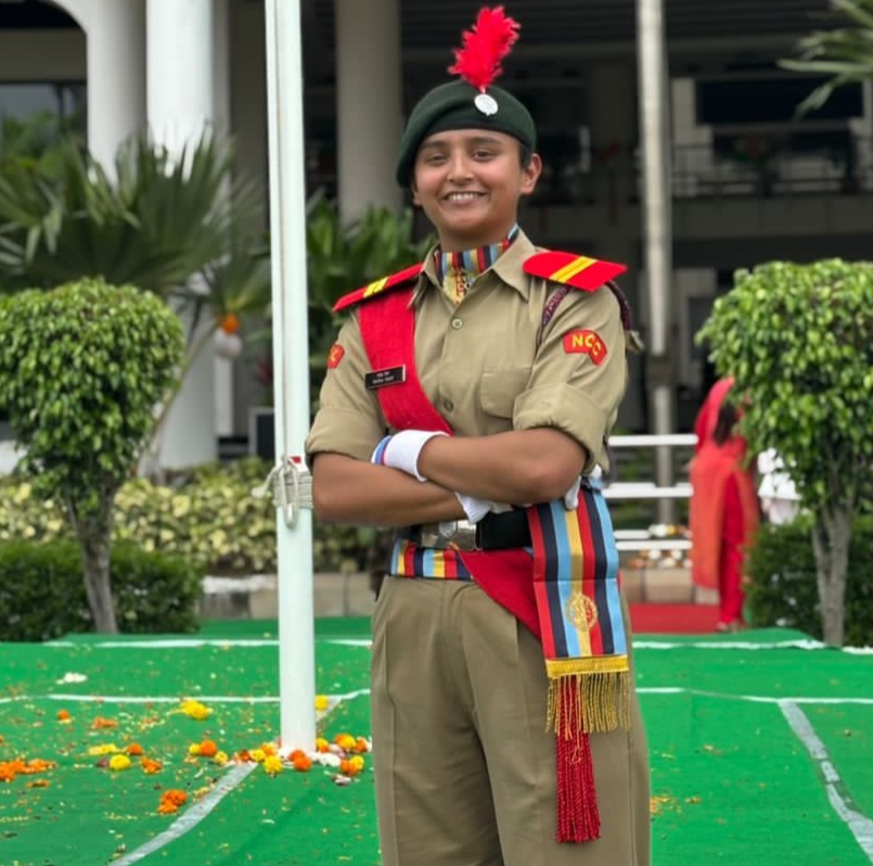 NCC Cadet Nayana Bisht