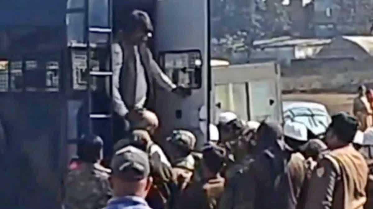 Yogendra Saw detained