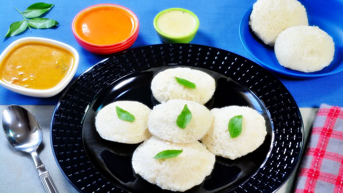 Idli Bajji