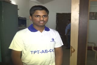 JEE 1st Ranker Mahith From Tirupati Narayana College