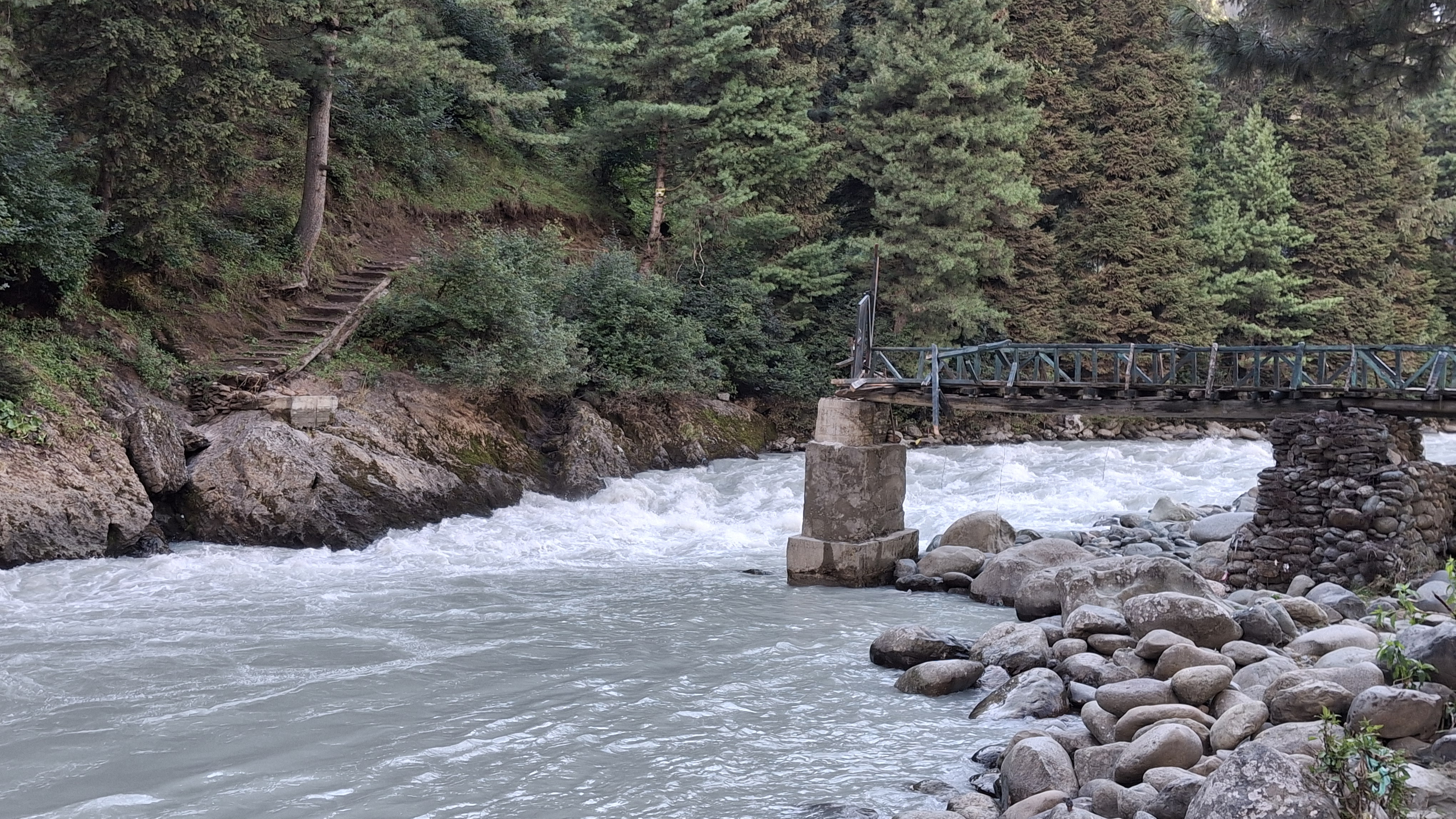 PDA declares key tourist spots and river banks polythene free Urdu News