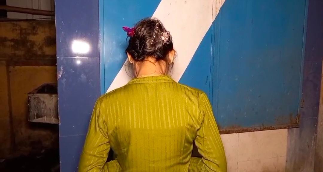 WOMAN LAWYER SLASHED