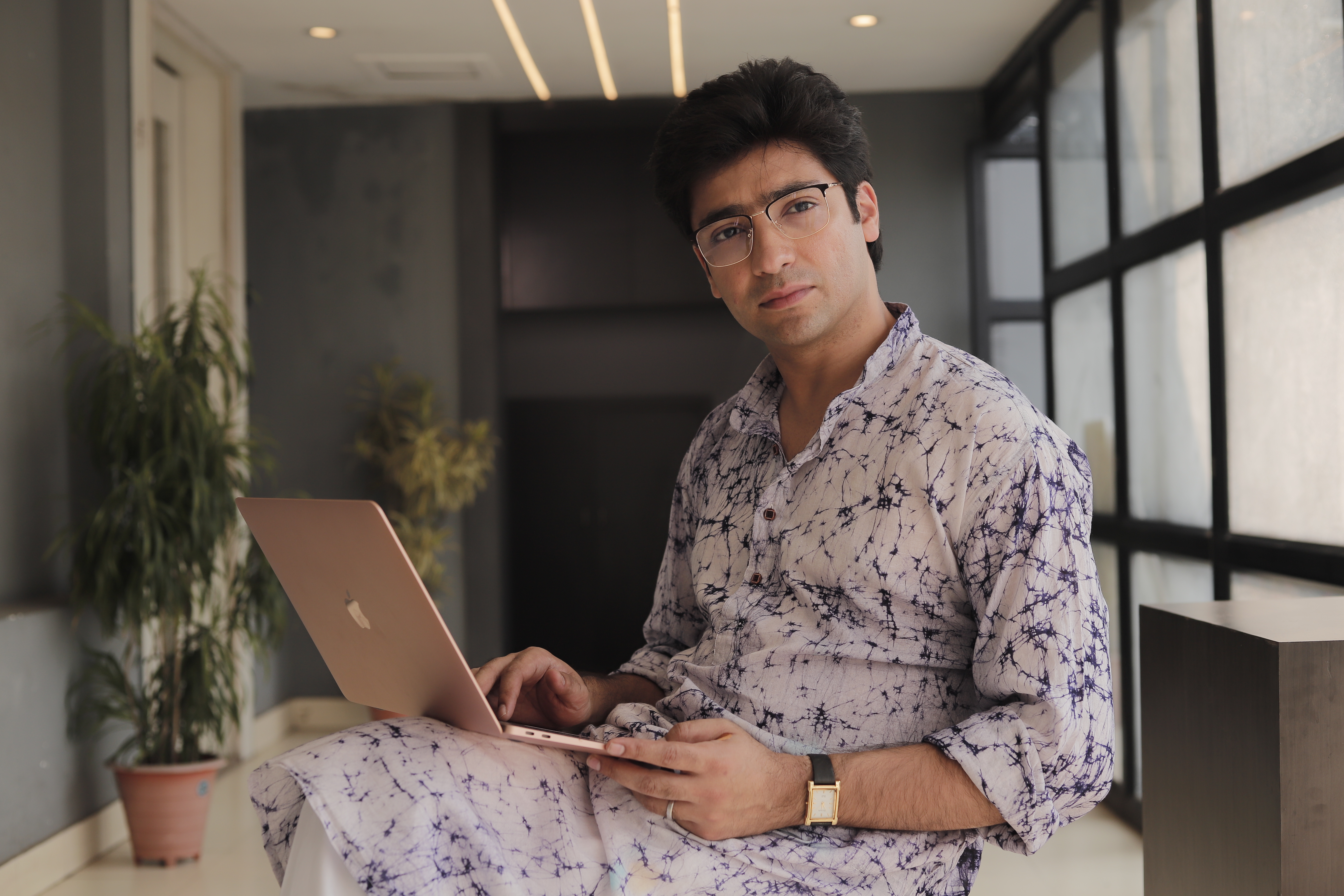 THE EKEN BENARASE BIBHISHIKA