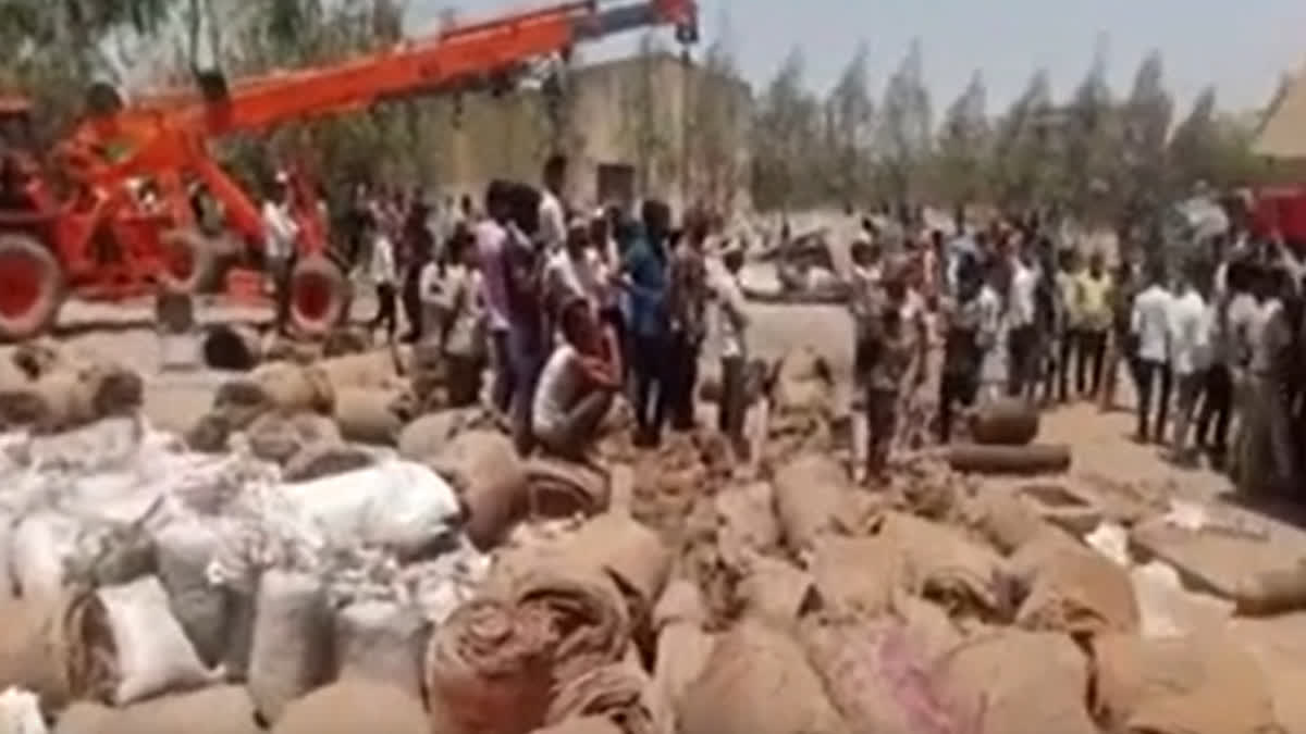 Accident in oil factory in Taleda of Bundi