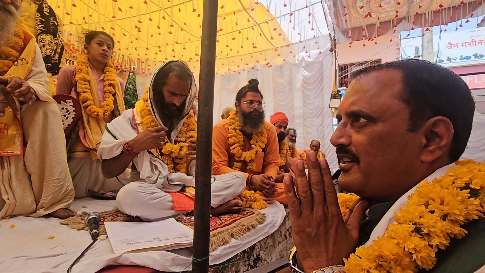 MINISTER RAKESH SHUKLA MET SAINTS