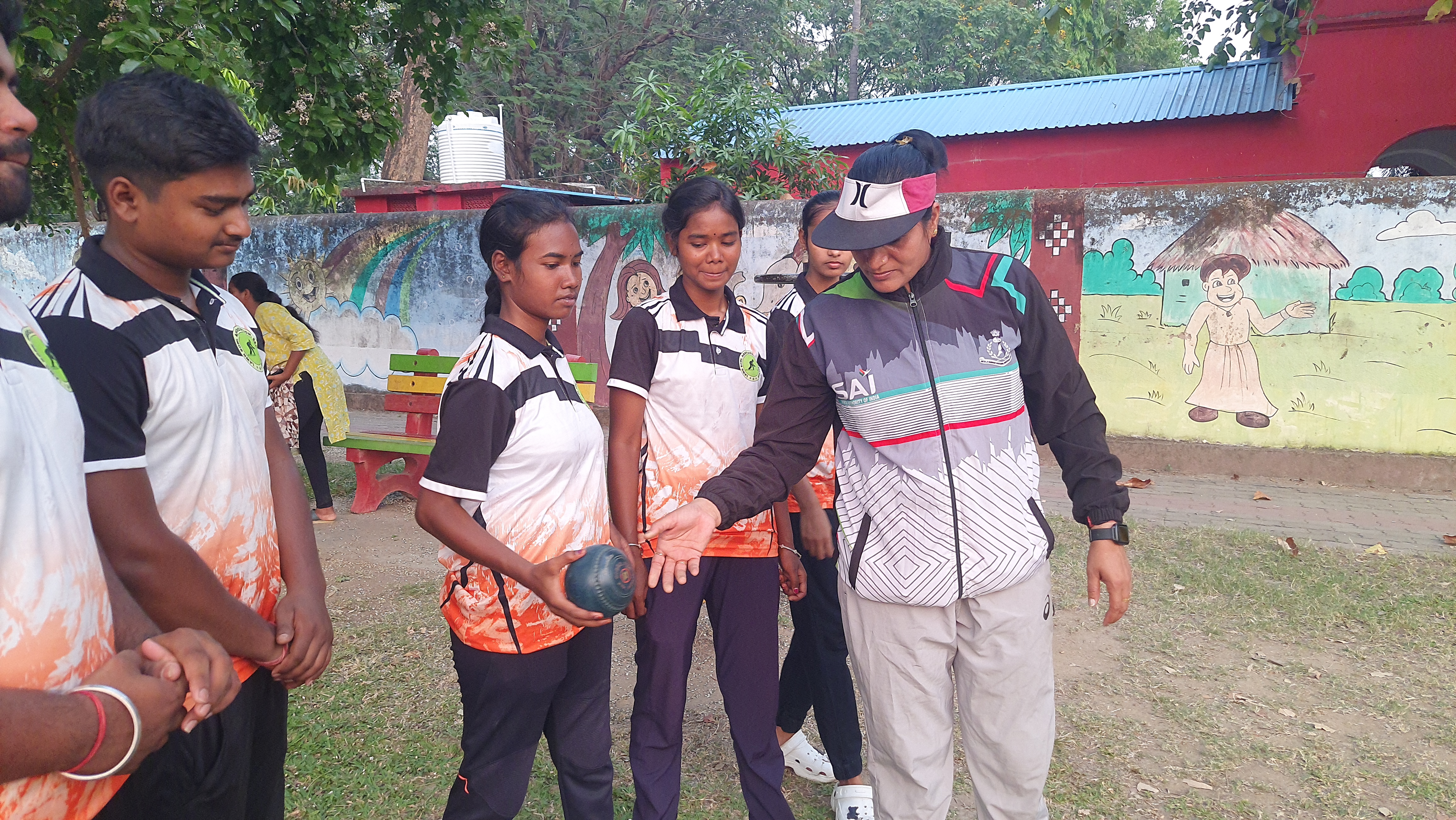 Odisha Coach Rashmita Purohit Trains 50 Students For Free In Sambalpur, Produces State-Level Winners