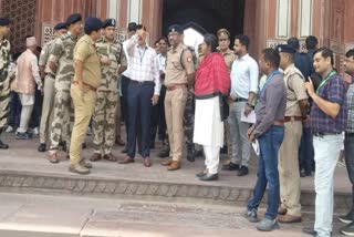 यूपी एडीजी सुरक्षा रघुबीर लाल ने सुरक्षा इंतजामों को परखा.