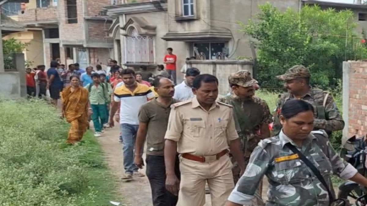 पाकुड़ में भीख मांगने के बहाने महिला गैंग चोरी की घटना को दे रहे अंजाम, दो  गिरफ्तार