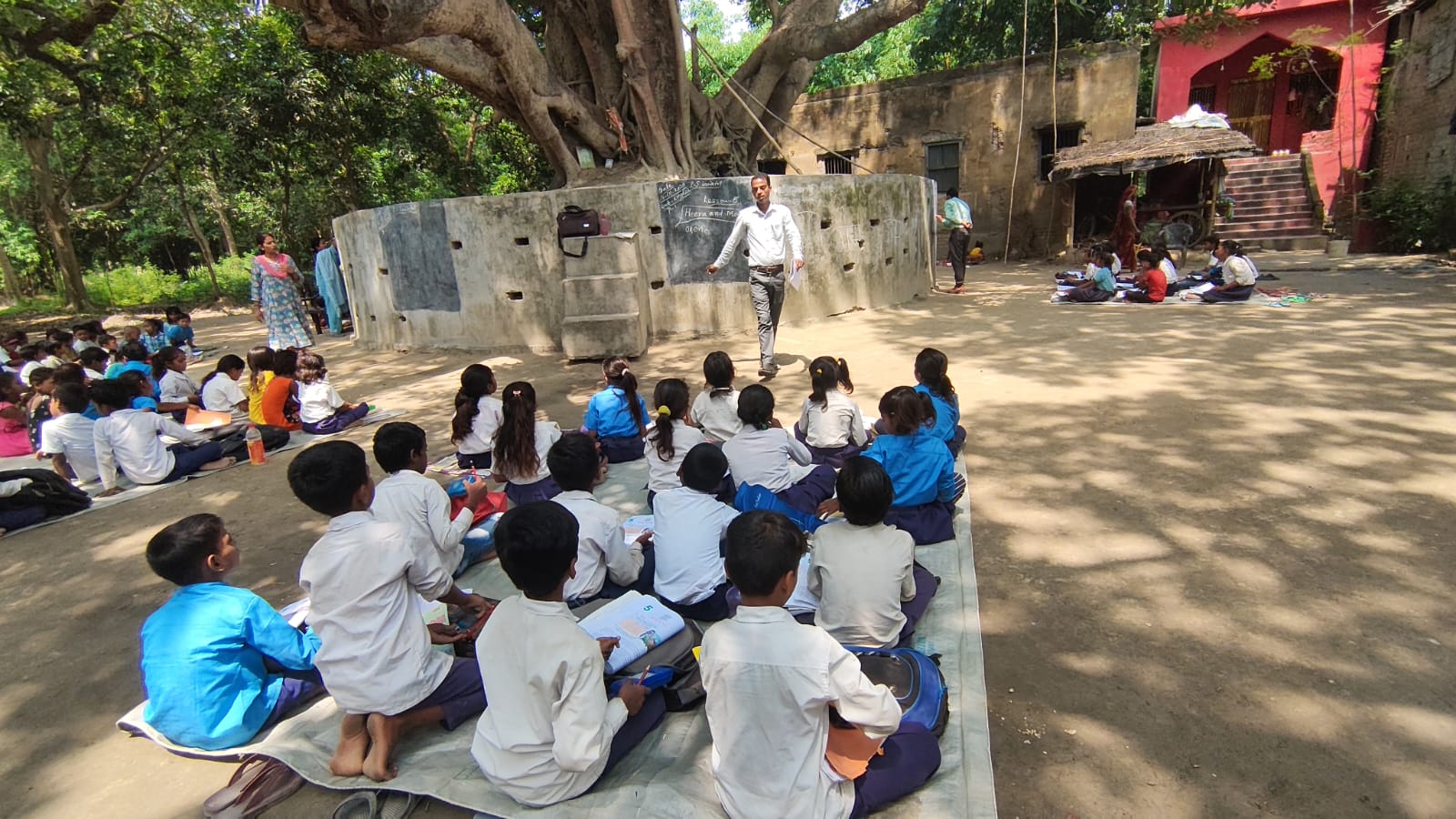 DARBHANGA LAVATOL PRIMARY SCHOOL