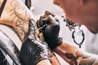 KANPUR WOMAN TATTOO HIV  RISK OF HIV INFECTED TATTOO NEEDLES  HIV INFECTED WOMAN KANPUR  HIV VICTIM