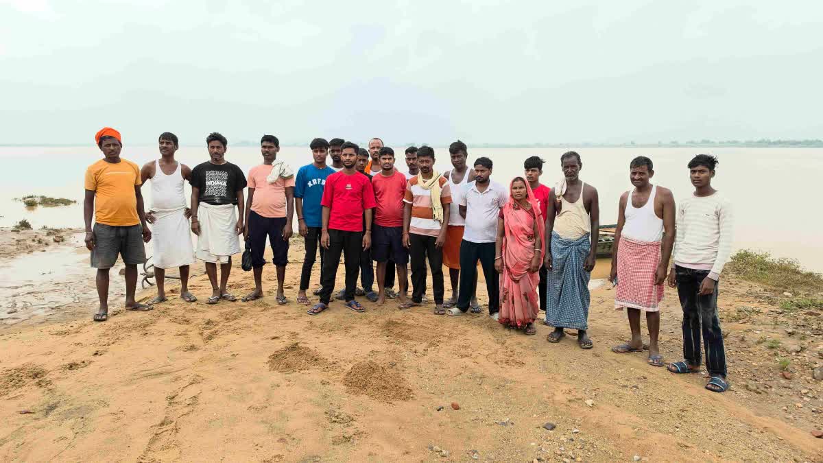 सोन टीले पर खेती करने वाले किसानों की बढ़ी मुसीबत