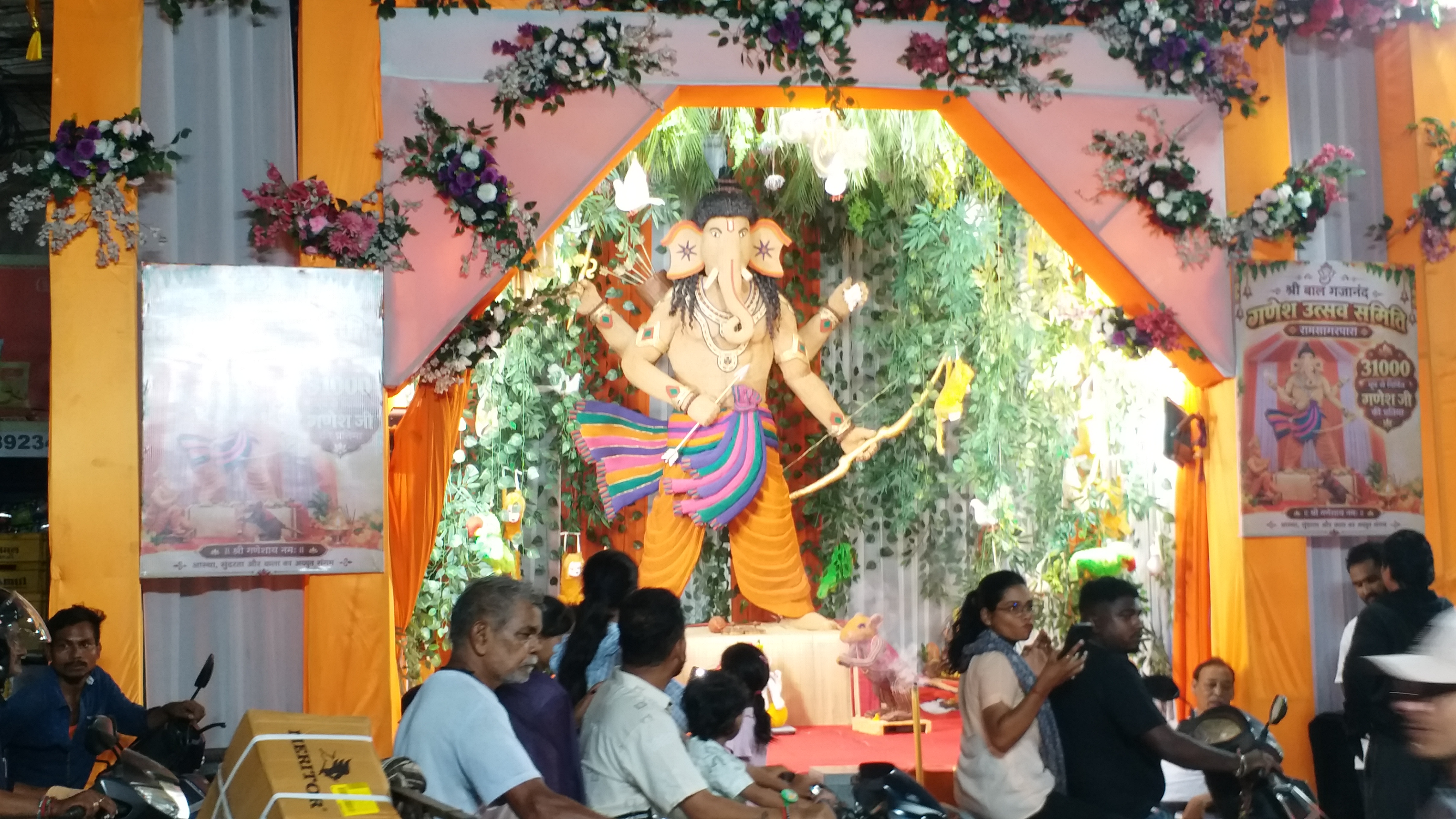 raipur Unique Ganesh idol