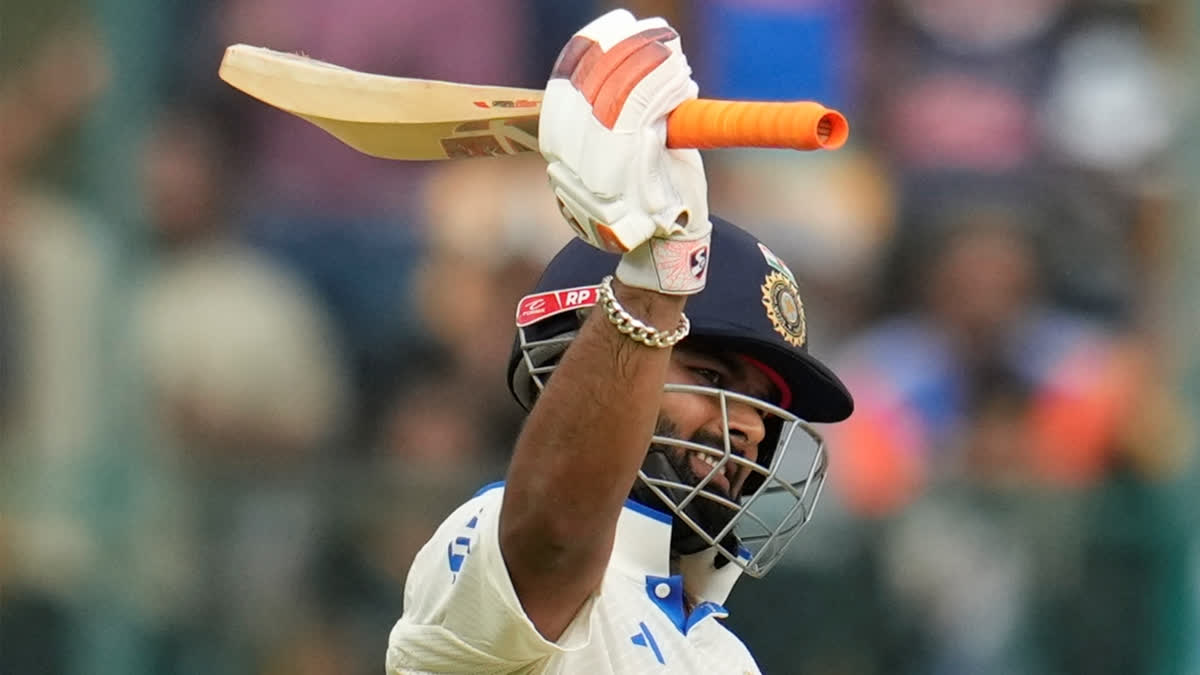 IND vs NZ 1st Test: Rishabh Pant Breaks MS Dhoni's Record To Become Fastest Indian To... Rishabh Pant became the fastest Indian wicket-keeper to complete 2,500 runs in Test cricket during the India vs New Zealand first Test in Bengaluru.