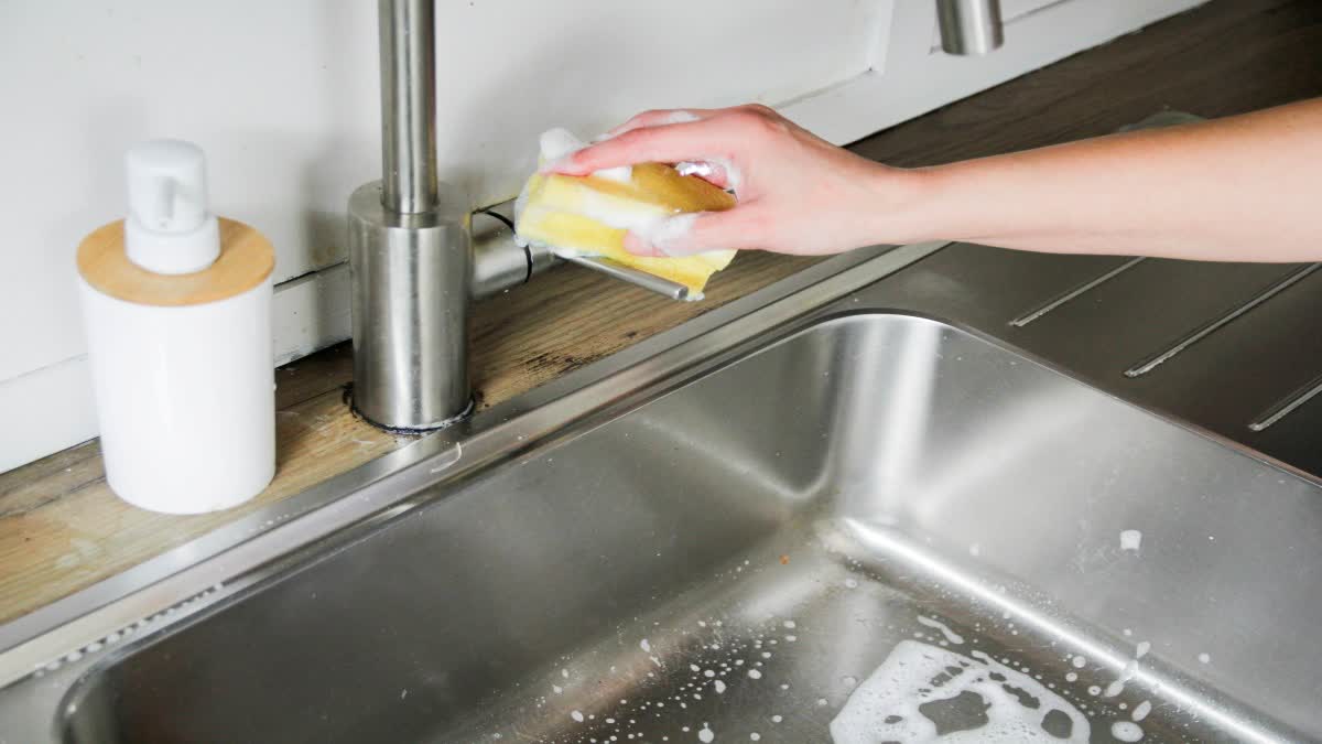 Sink Cleaning Tips
