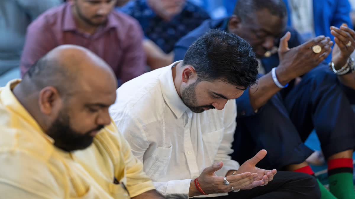 امریکی قدامت پسند میڈیا کے نشانے پر ظہران ممدانی۔۔۔کیا مسلمان میئر کا منتخب ہونا کھٹک رہا ہے؟