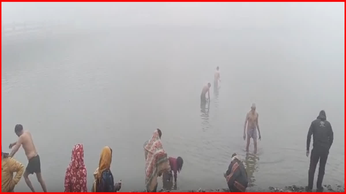 जींद में पिंडारा तीर्थ में पिंडदान करने पहुंचे श्रद्धालु