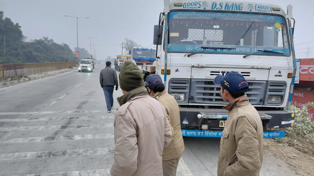 ETV Bharat Impact: Uttarakhand RTO Acts Against Hazardous Parking; Issues 541 Challans, Seizes 79 Vehicles