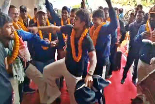 JHARKHAND CRICKETERS CELEBRATION