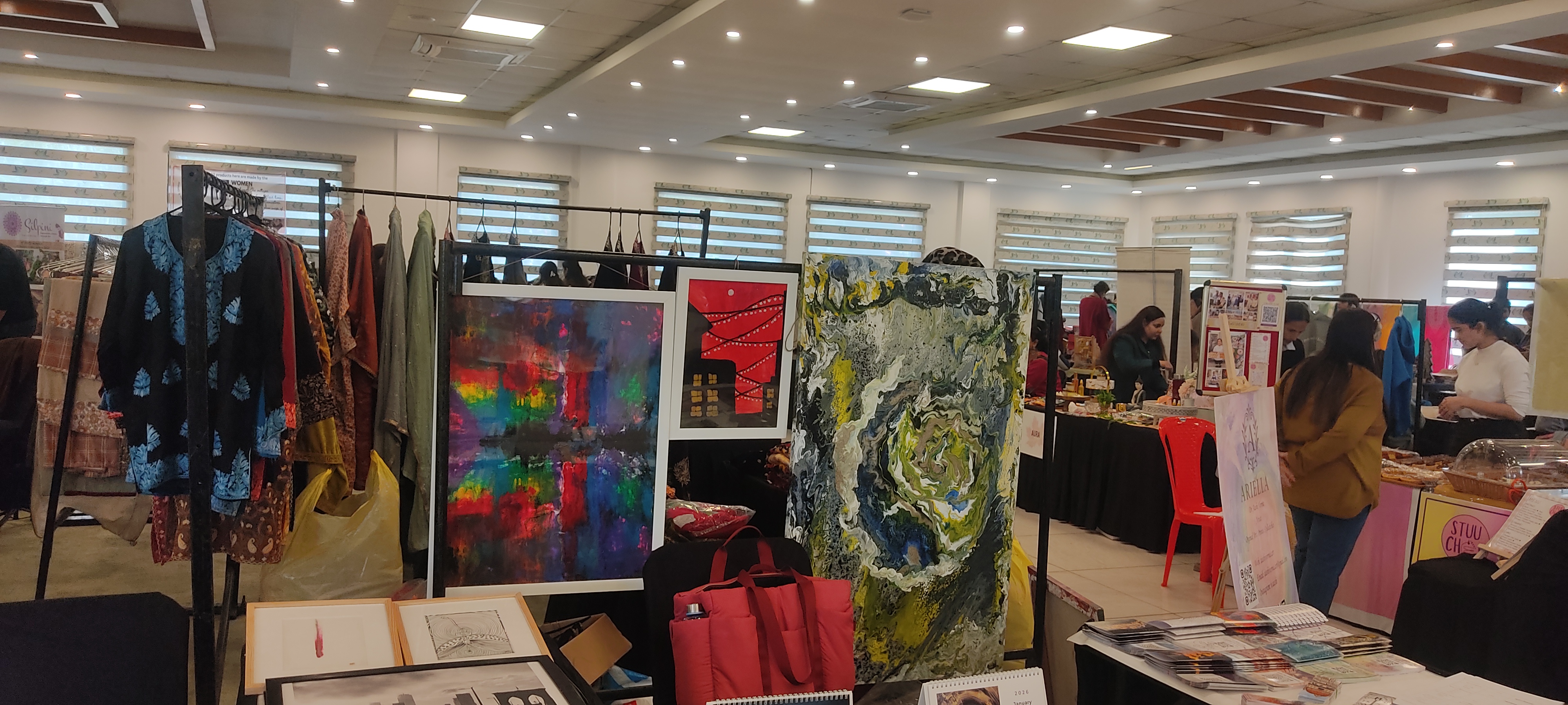 Jammu Hosts First Flea Market At Tawi Golf Course To Boost Tourism And Shopping Experience