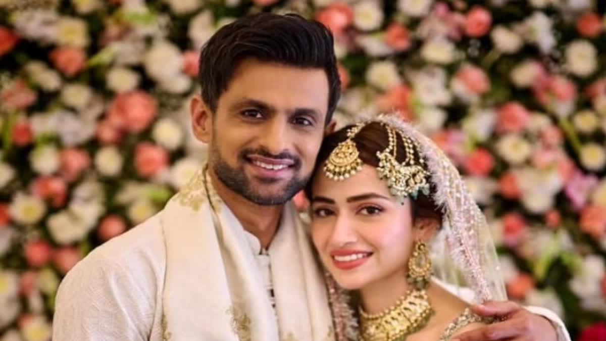 সানিয়ার সঙ্গে বিচ্ছেদের জল্পনার মাঝেই পাক অভিনেত্রীকে বিয়ে করলেন ...