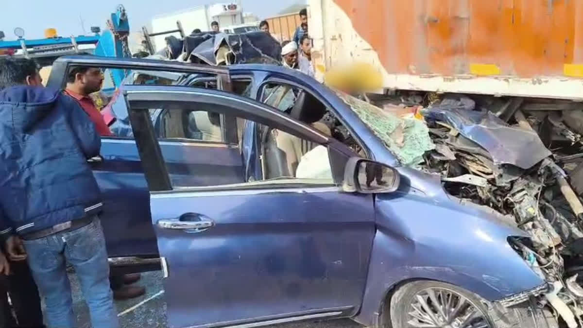Speeding Car Hits Truck on Jaipur Highway, Three Dead, Several Injured