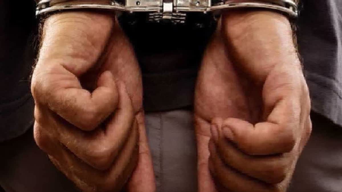 Khairagarh Police Crack Down On Online Betting Apps, Five Arrested From Gurugram
